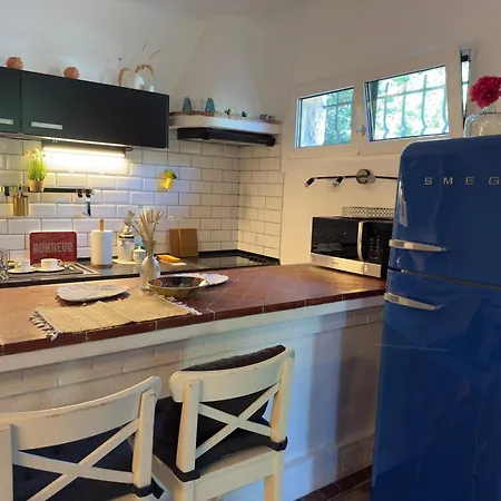 Fleurs Cap D'antibes Апартаменты *