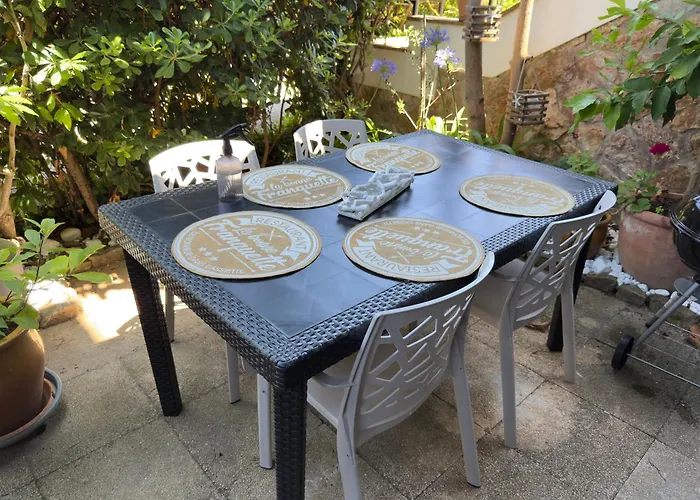 Fleurs Cap D'antibes * Antibes